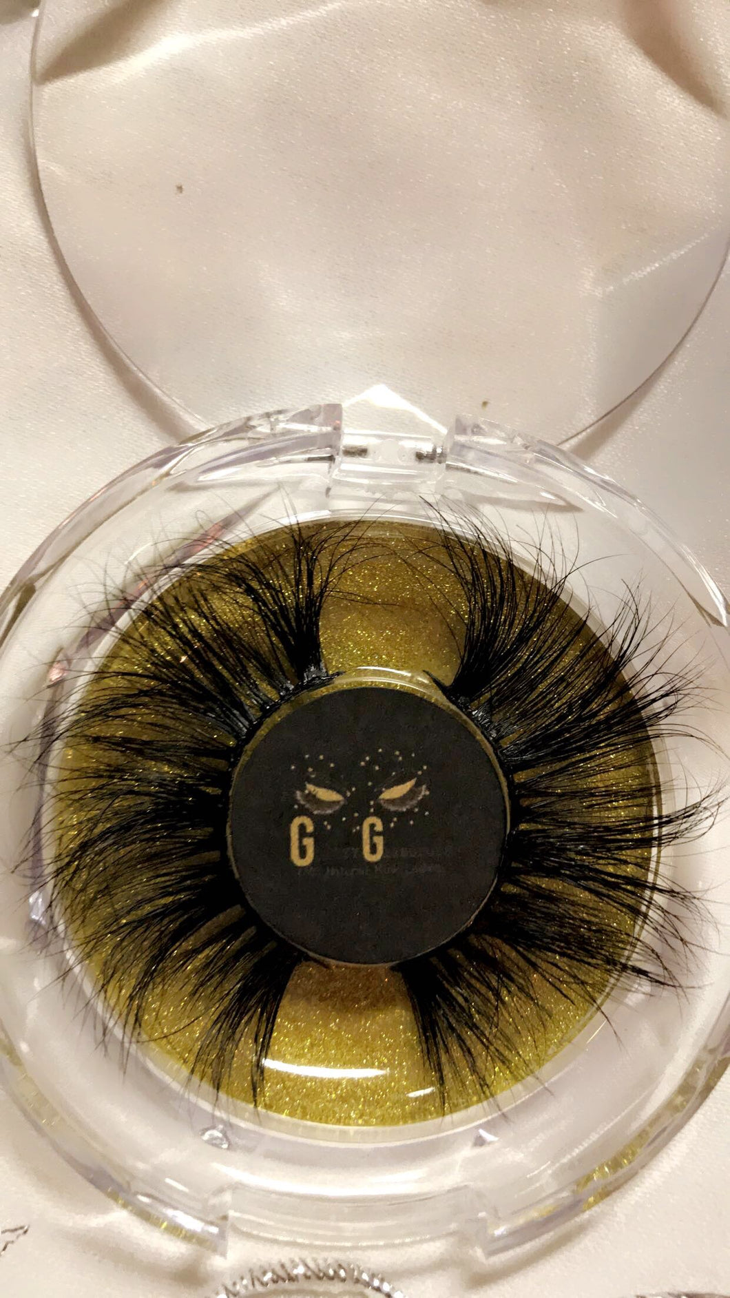 Glitzy Glamorous 5D lashes